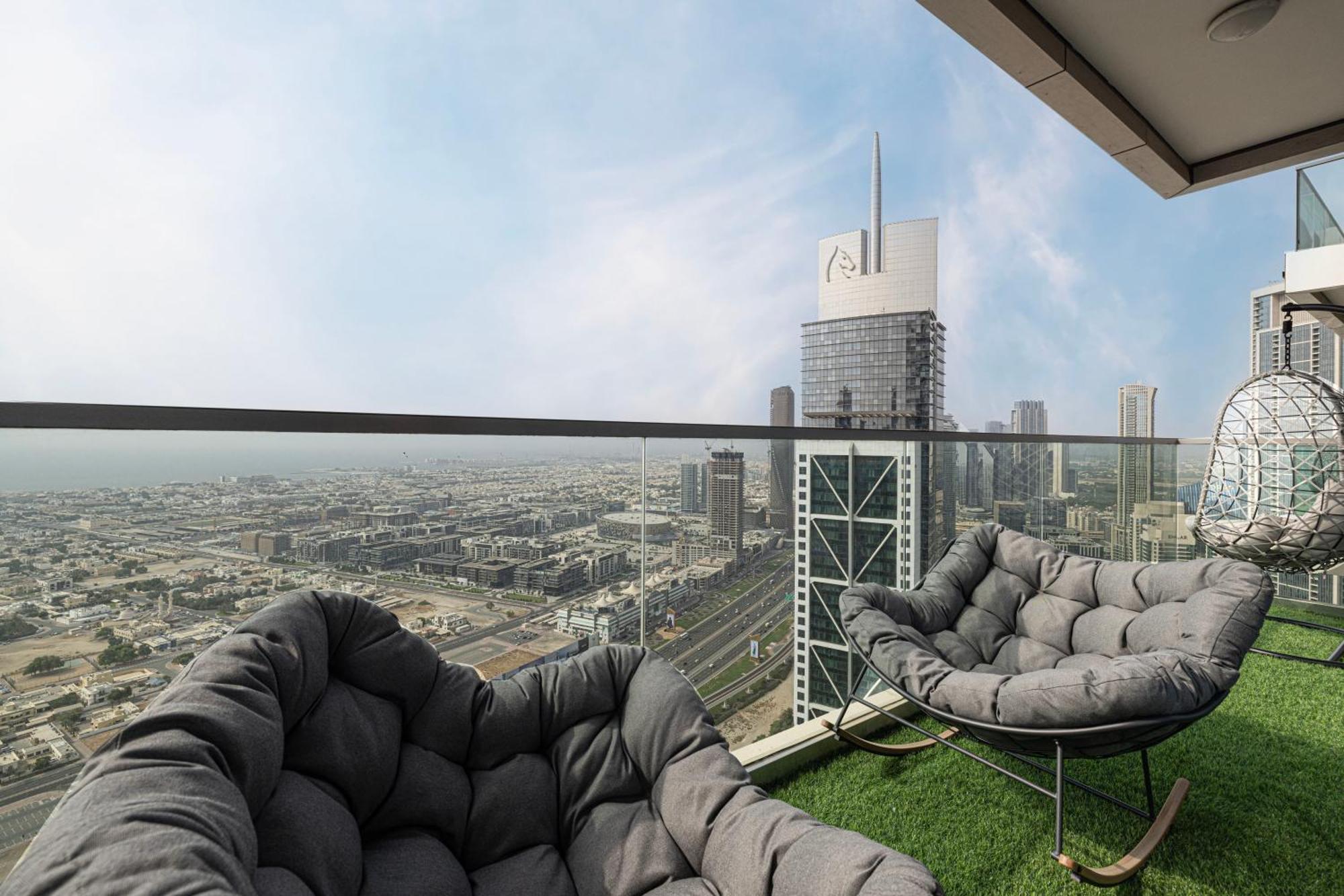 Highest Infinity Pool In Downtown Dubai Exterior foto