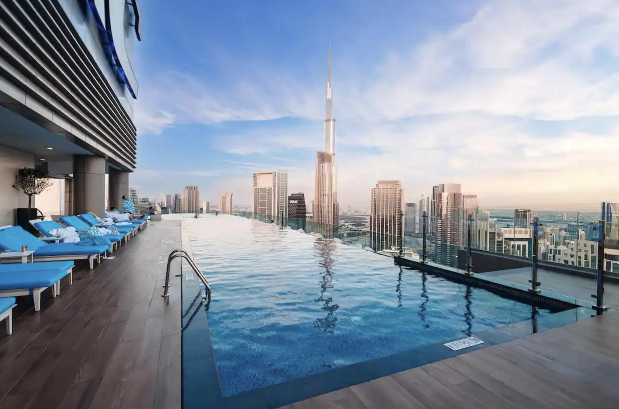 Highest Infinity Pool In Downtown Dubai Exterior foto