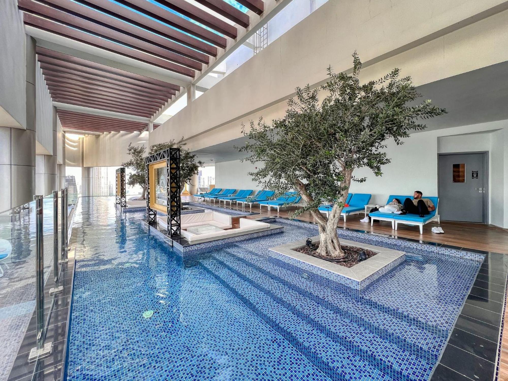 Highest Infinity Pool In Downtown Dubai Exterior foto